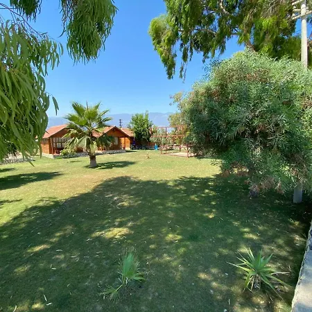 Sahildeki Ev Bungalov Apart بيت للعطل *