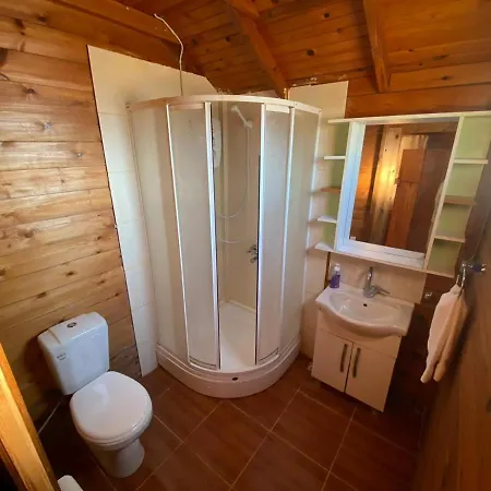 Sahildeki Ev Bungalov Apart * دمرة