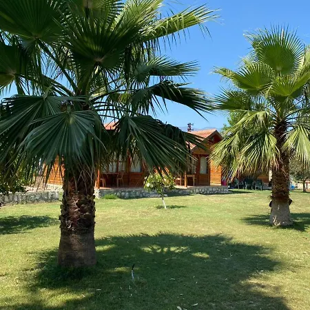 Sahildeki Ev Bungalov Apart * دمرة